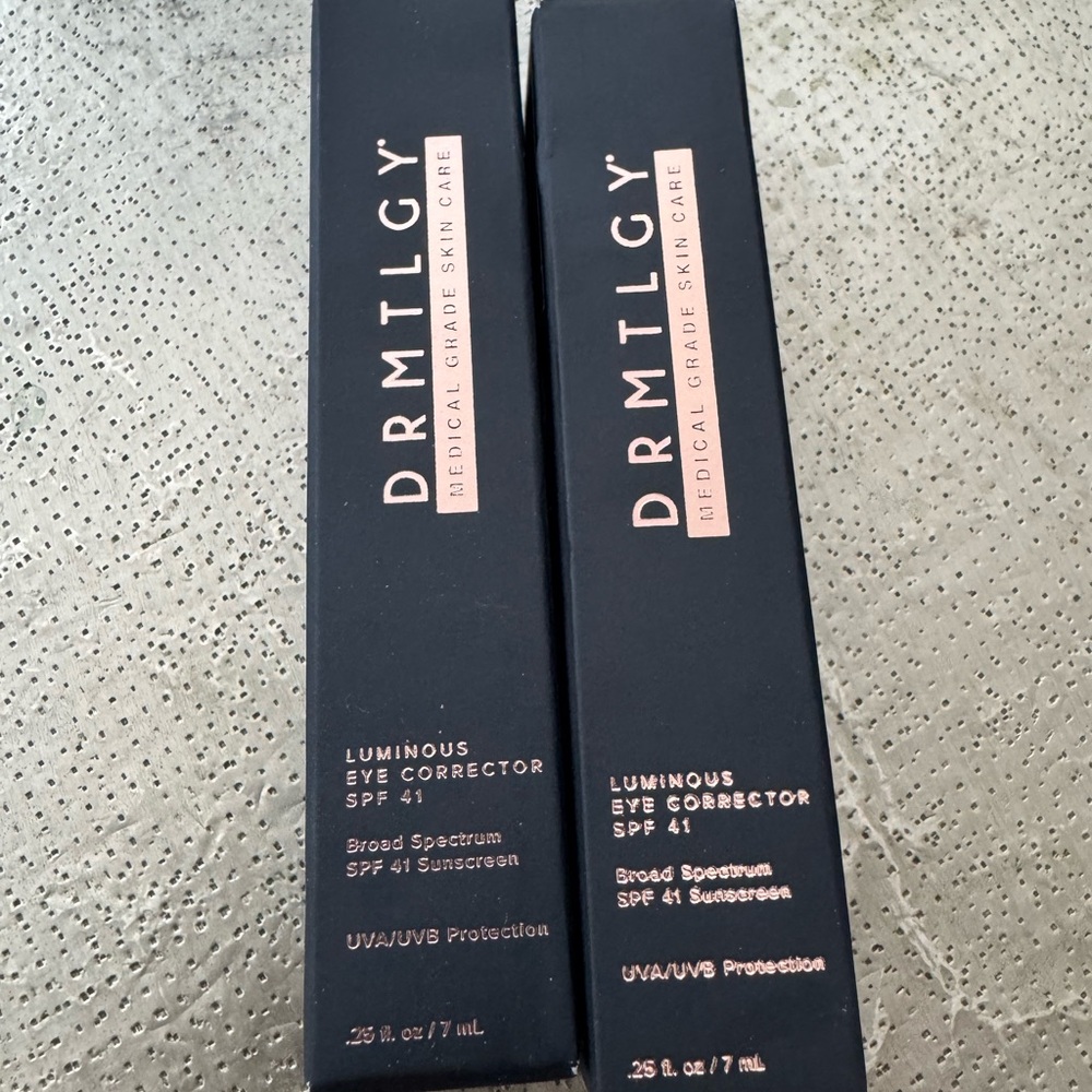Luminous Eye Corrector SPF 41 - Black